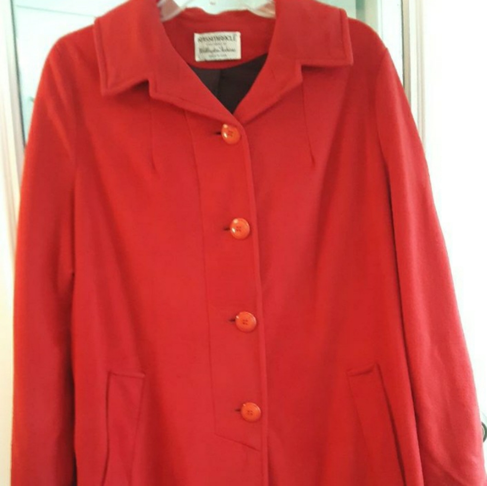 COPY - Red trenchcoat